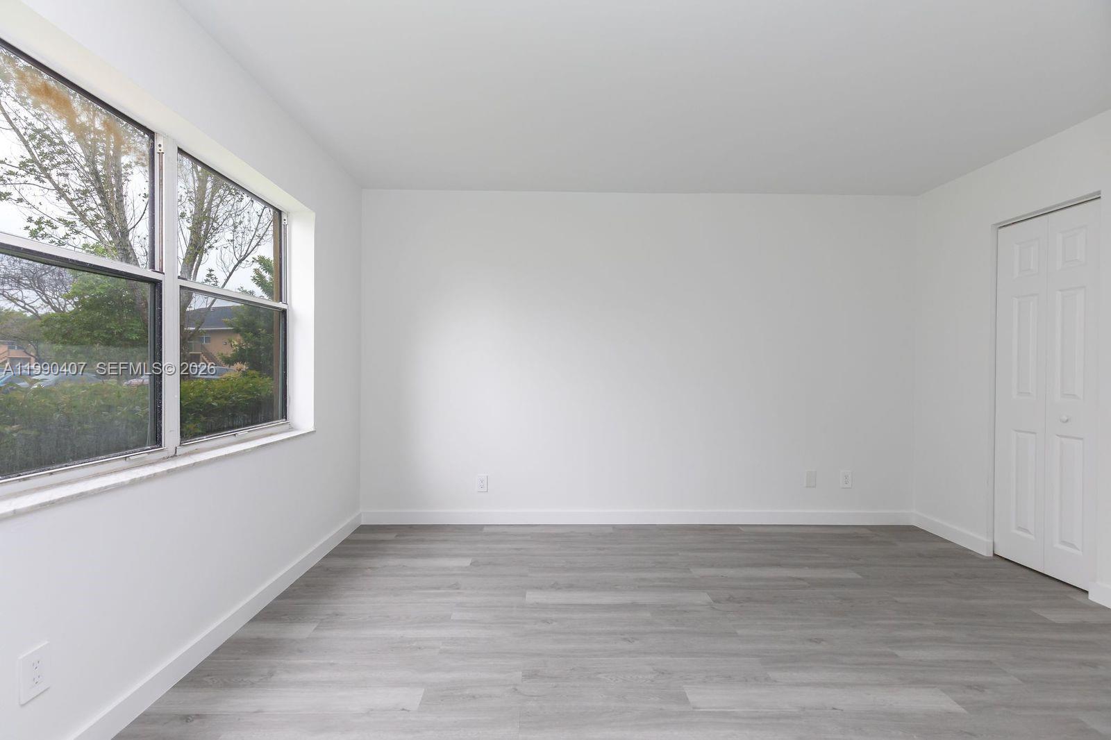 10330 NW 8th St #104 Pembroke Pines, FL 33026