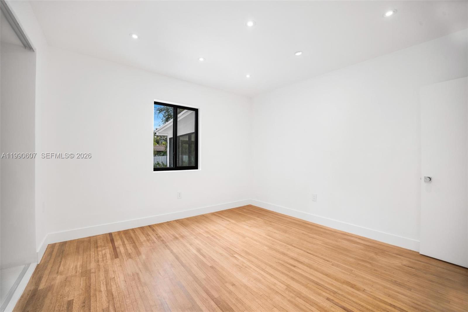 880 NE 72nd Ter Miami, FL 33138