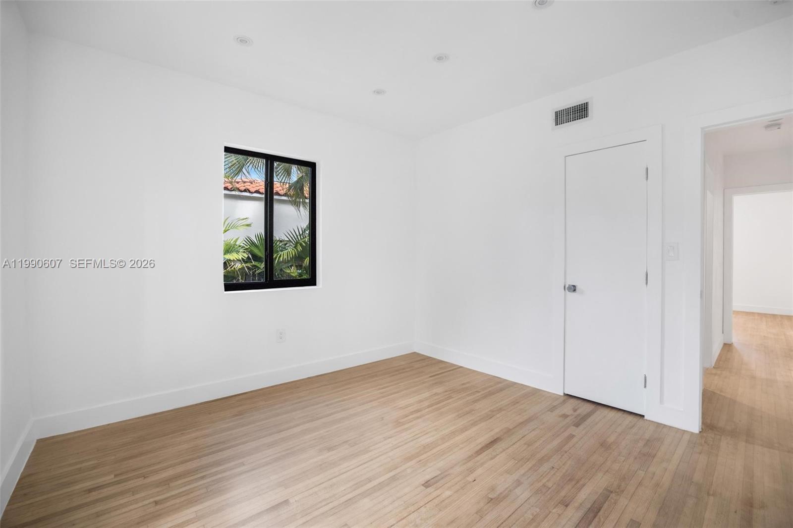 880 NE 72nd Ter Miami, FL 33138