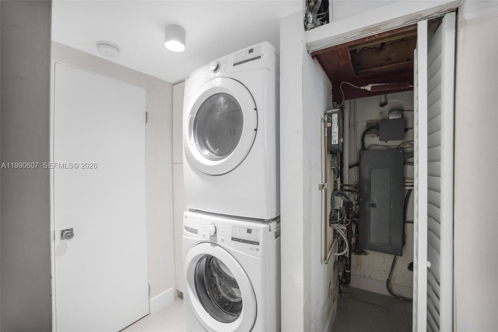 880 NE 72nd Ter Miami, FL 33138