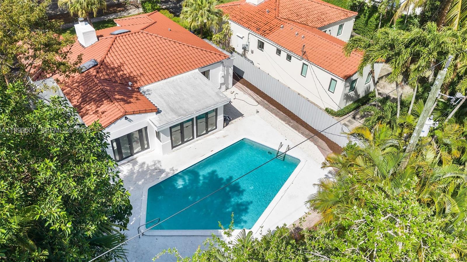 880 NE 72nd Ter Miami, FL 33138