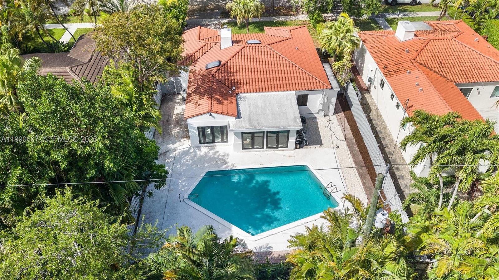 880 NE 72nd Ter Miami, FL 33138