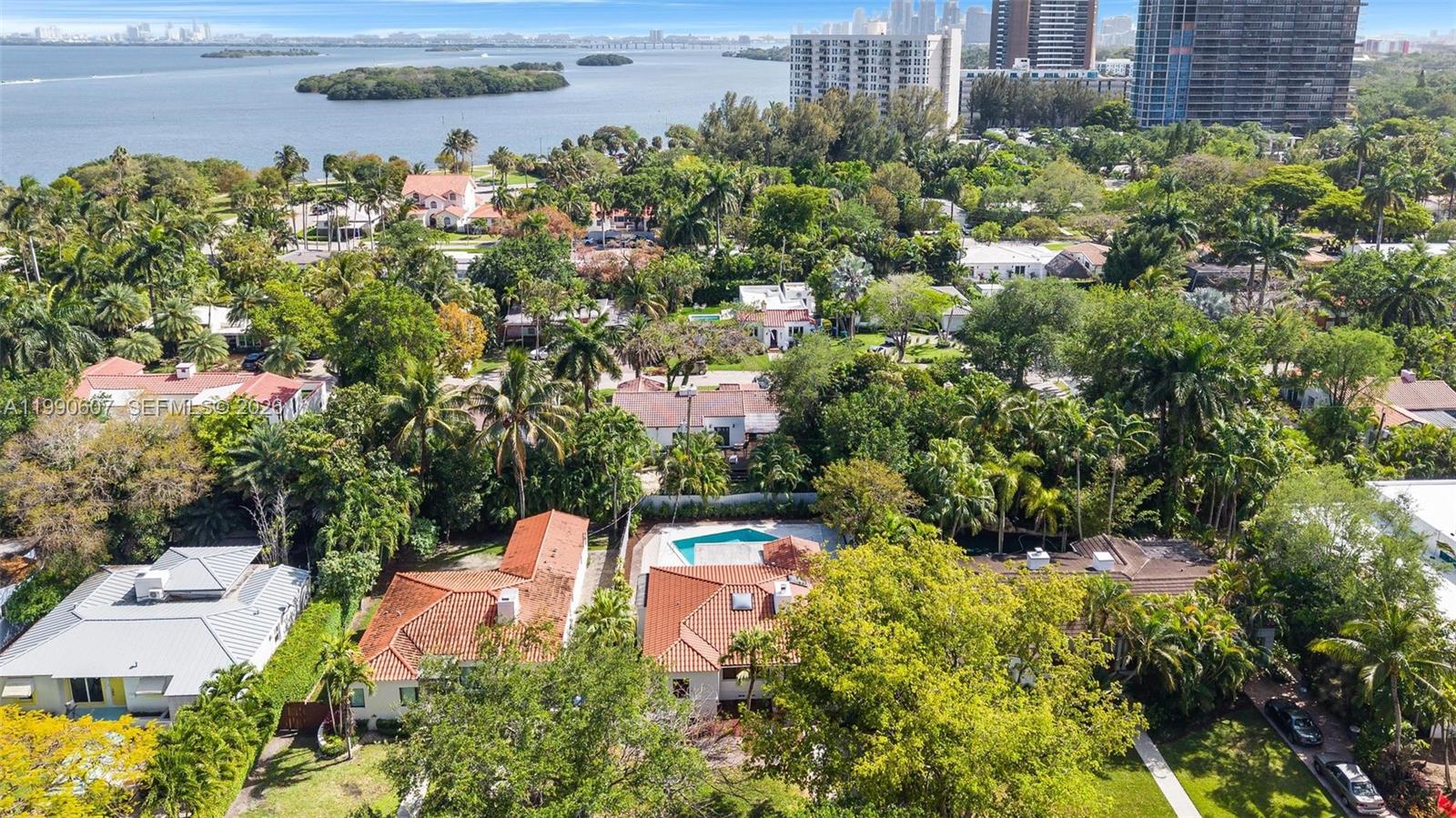 880 NE 72nd Ter Miami, FL 33138