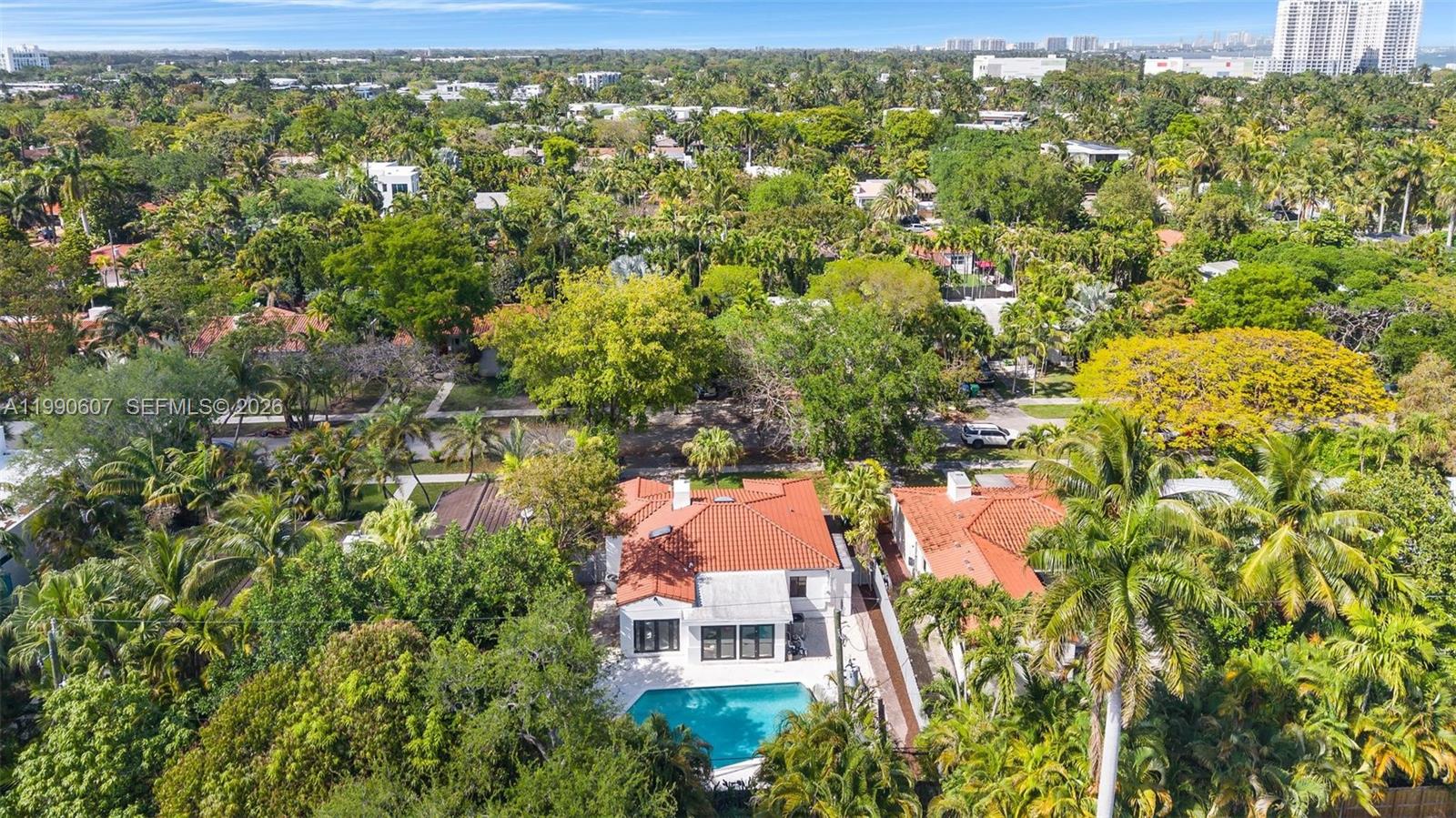 880 NE 72nd Ter Miami, FL 33138