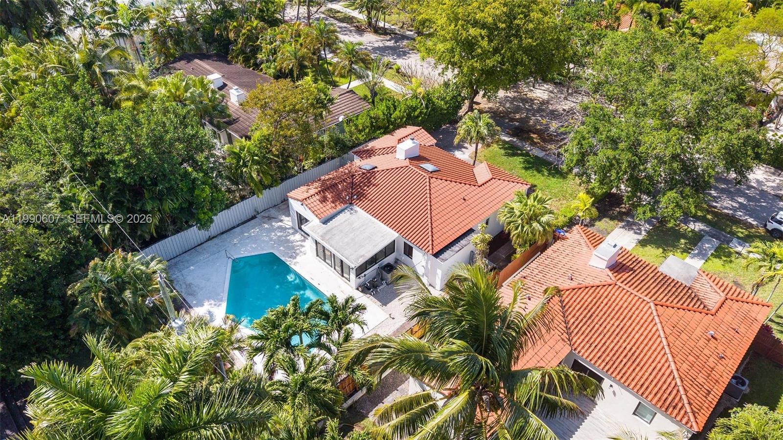 880 NE 72nd Ter Miami, FL 33138