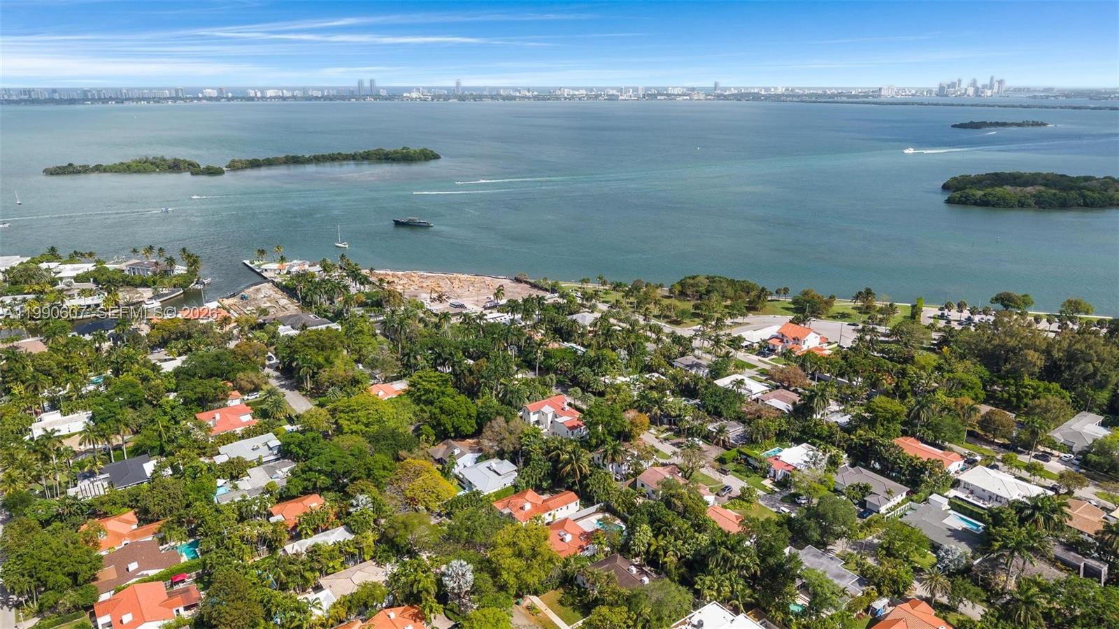 880 NE 72nd Ter Miami, FL 33138