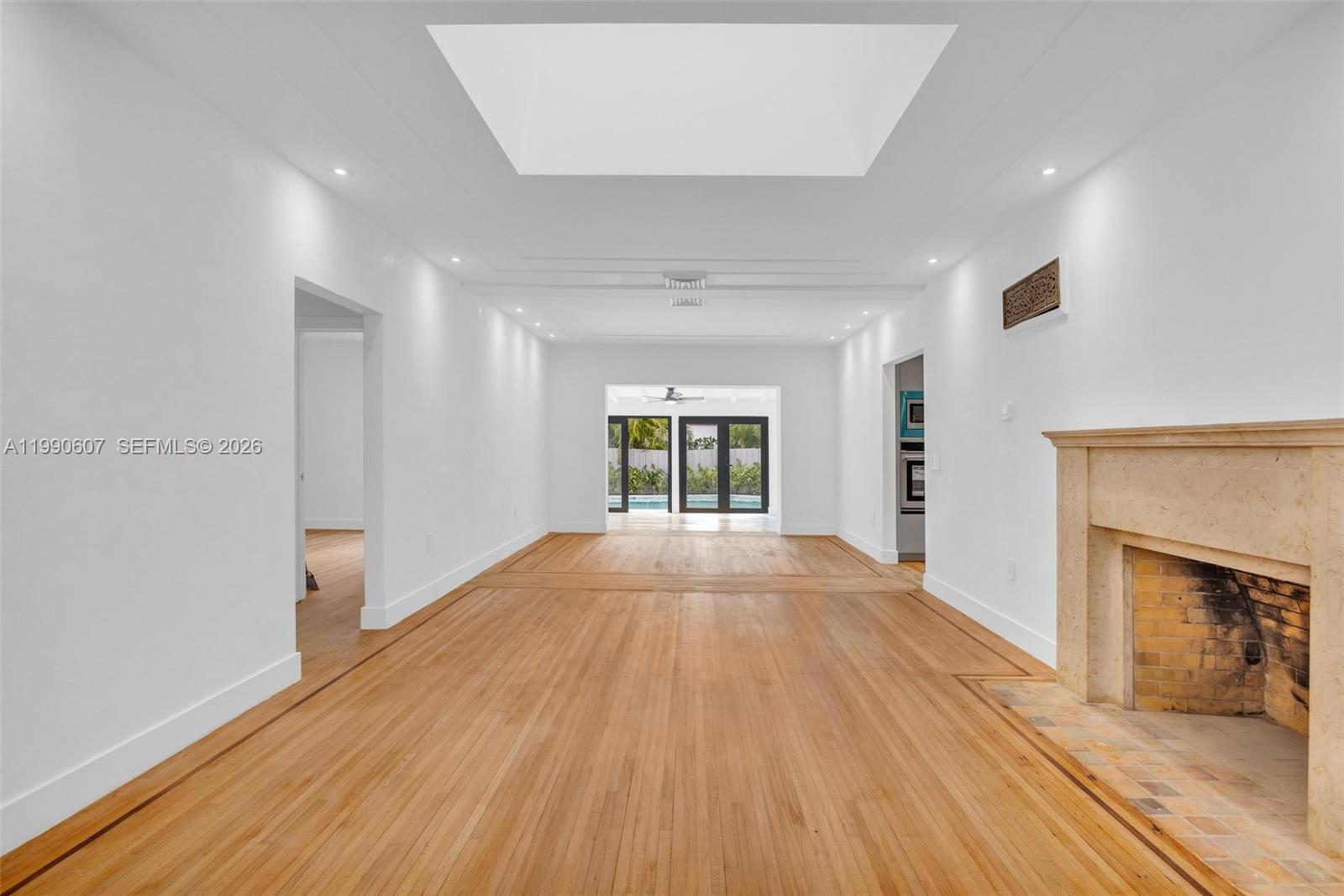 880 NE 72nd Ter Miami, FL 33138