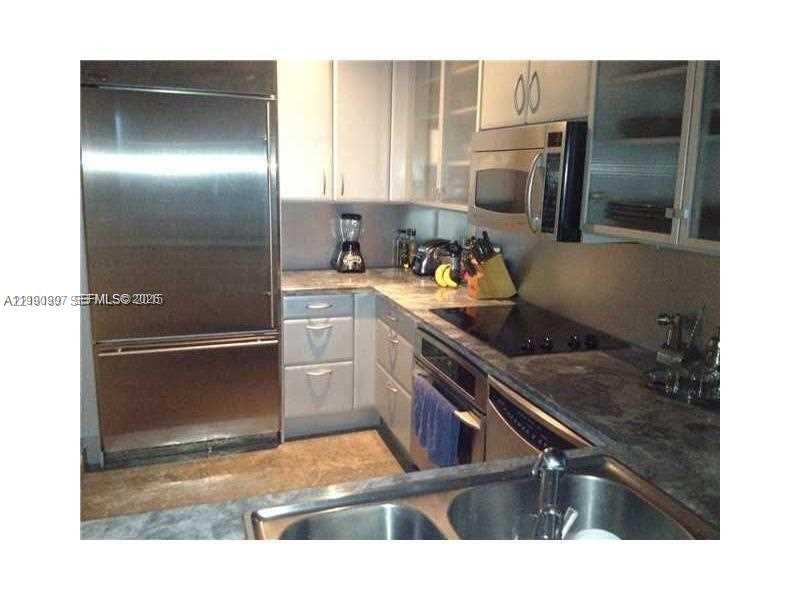 540 West Ave #1013 Miami Beach, FL 33139