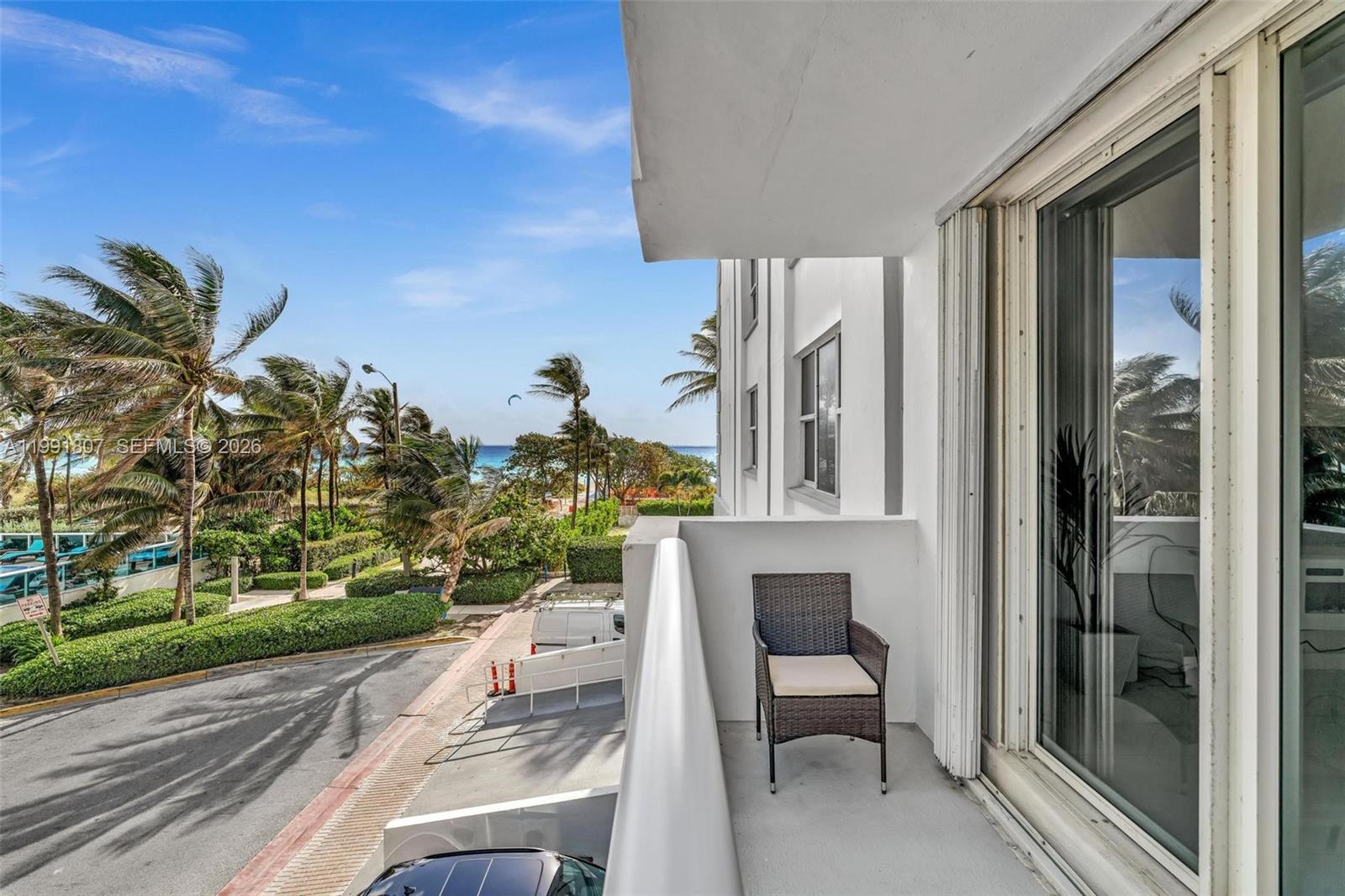 image Carlisle on the Ocean20