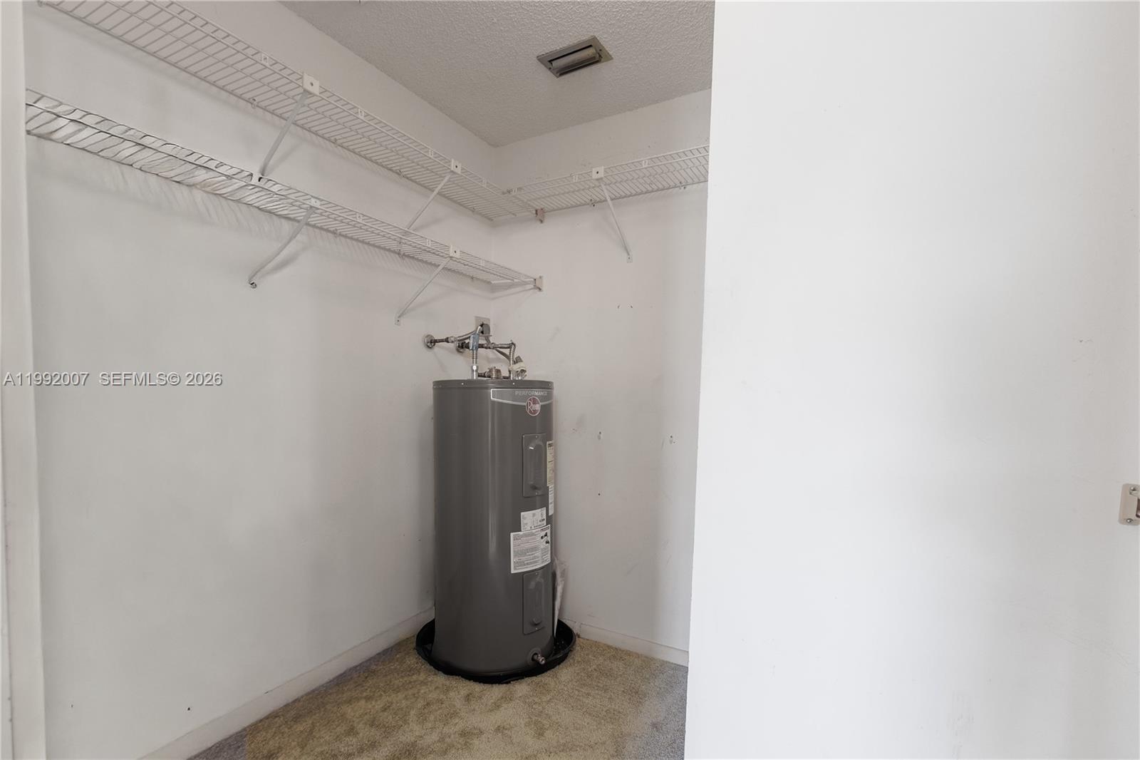 723 Banks Rd Margate, FL 33063