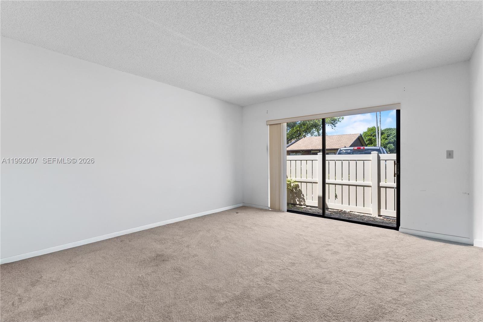 723 Banks Rd Margate, FL 33063