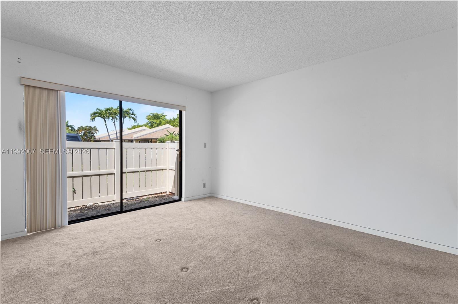 723 Banks Rd Margate, FL 33063