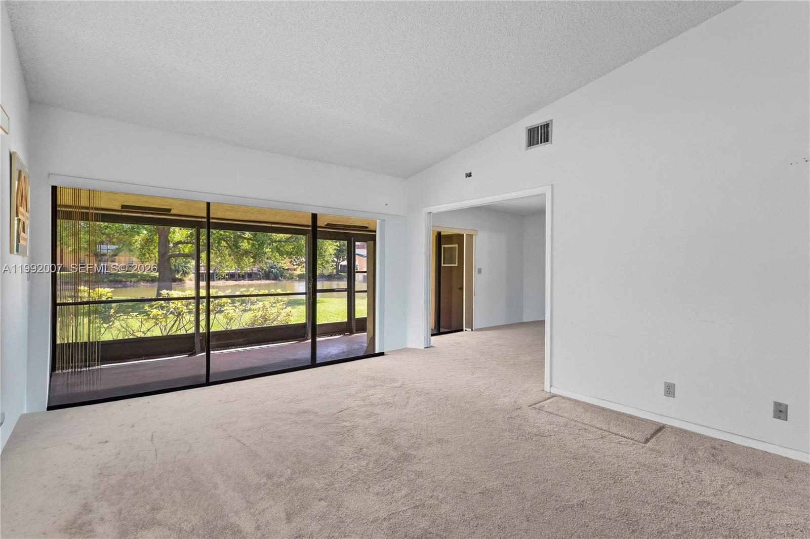 723 Banks Rd Margate, FL 33063