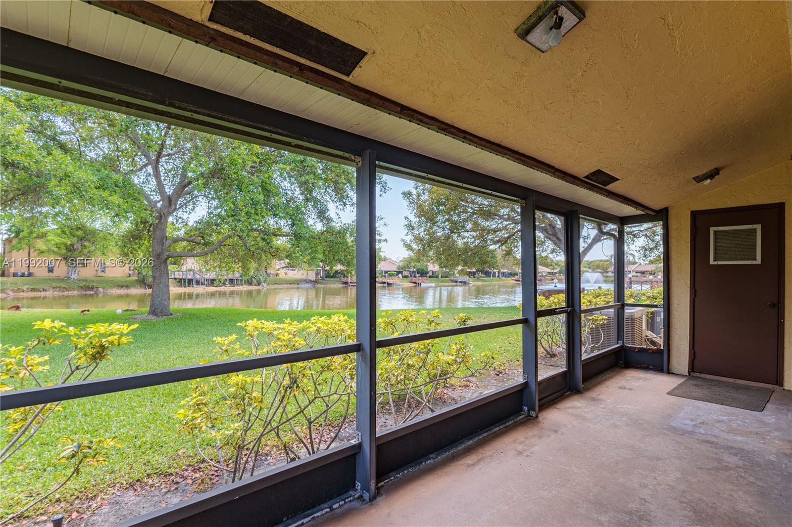 723 Banks Rd Margate, FL 33063