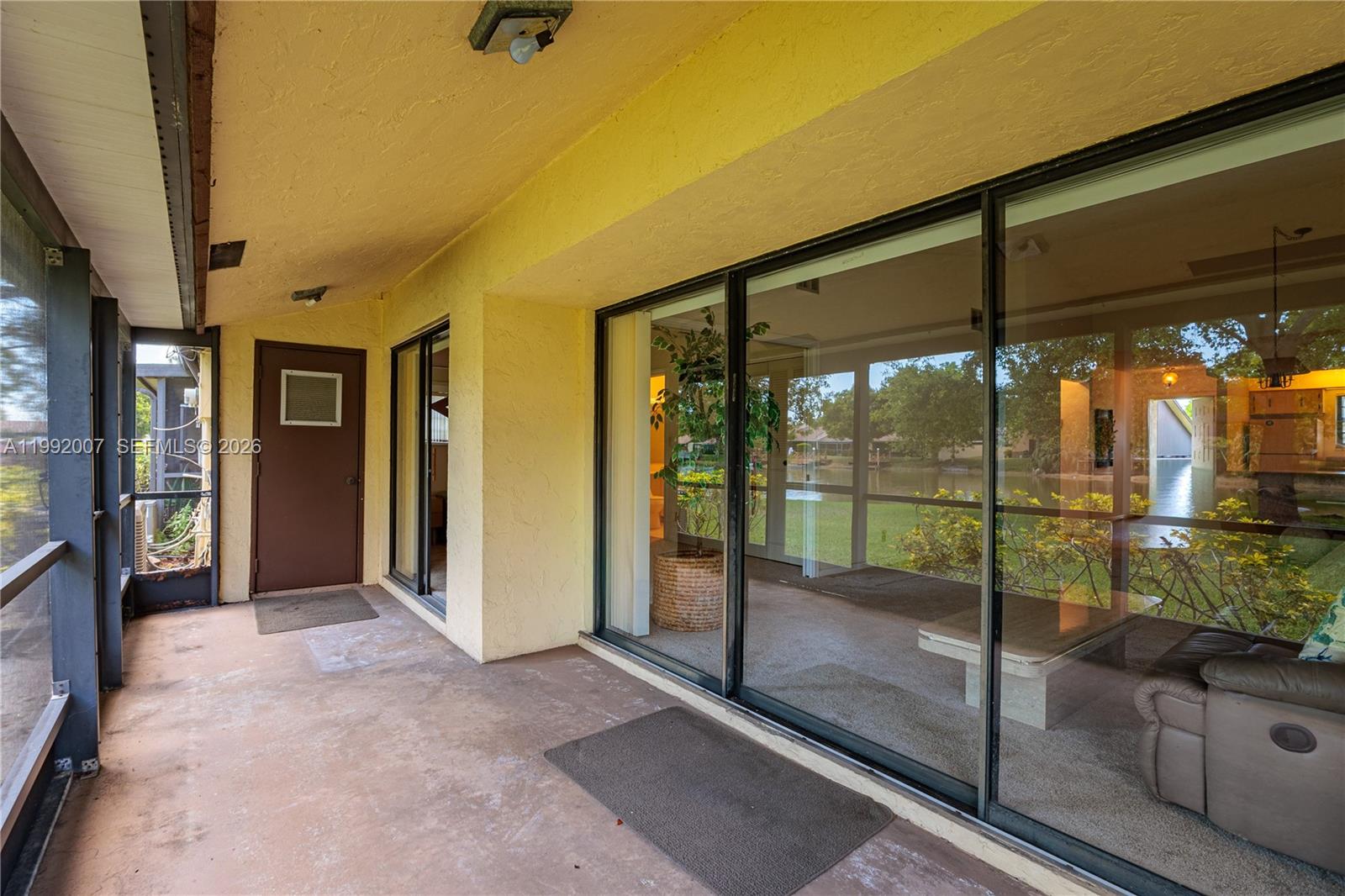 723 Banks Rd Margate, FL 33063