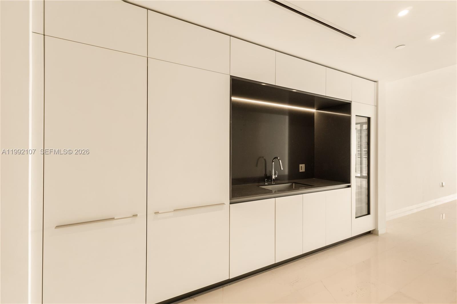 image Aston Martin Residences12