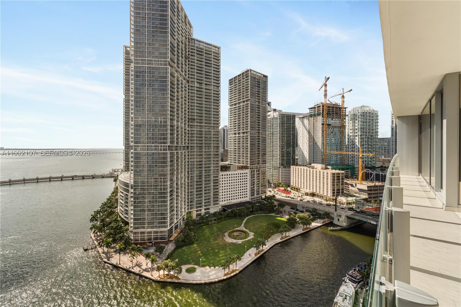 image Aston Martin Residences19