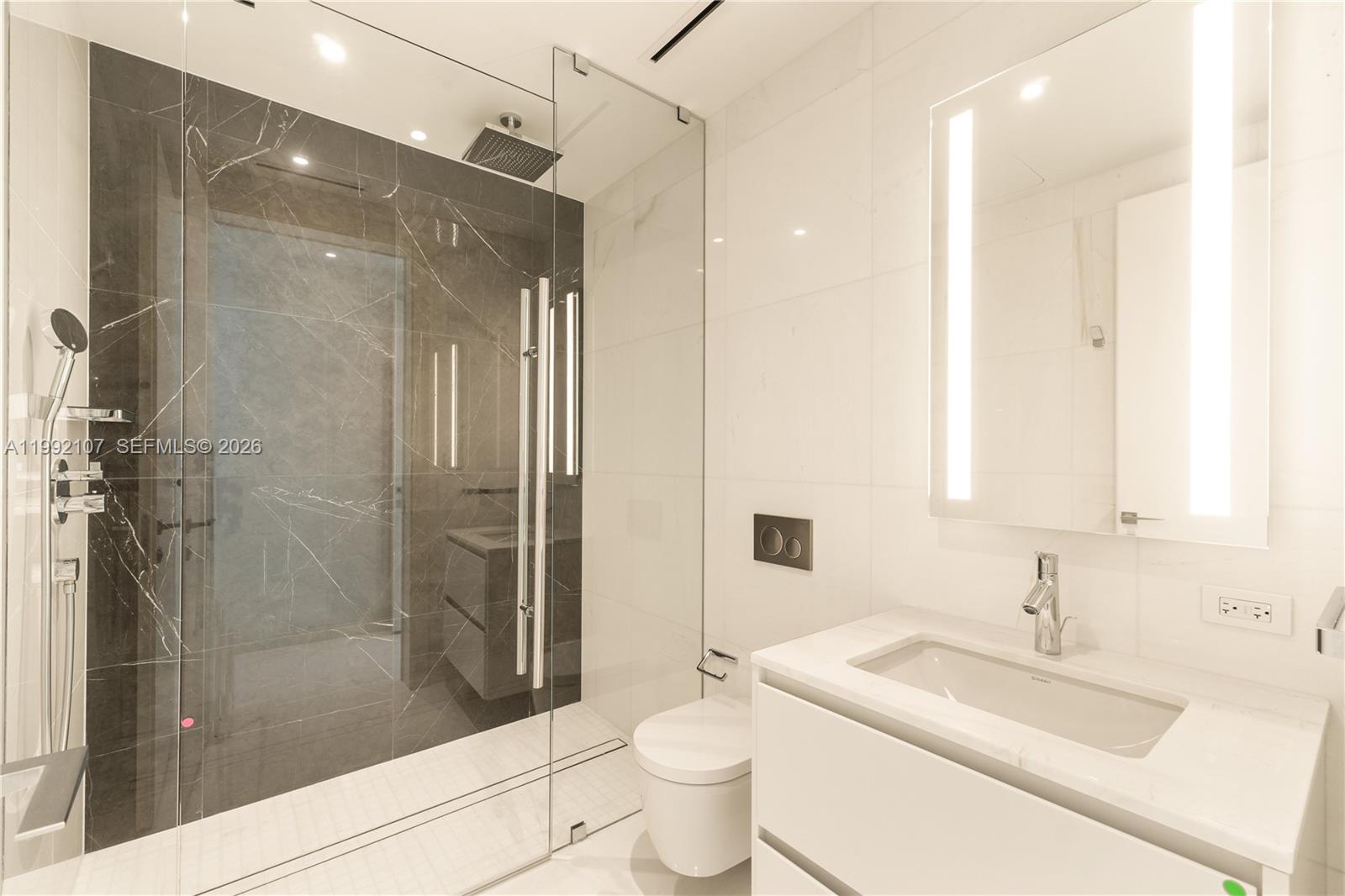 image Aston Martin Residences31