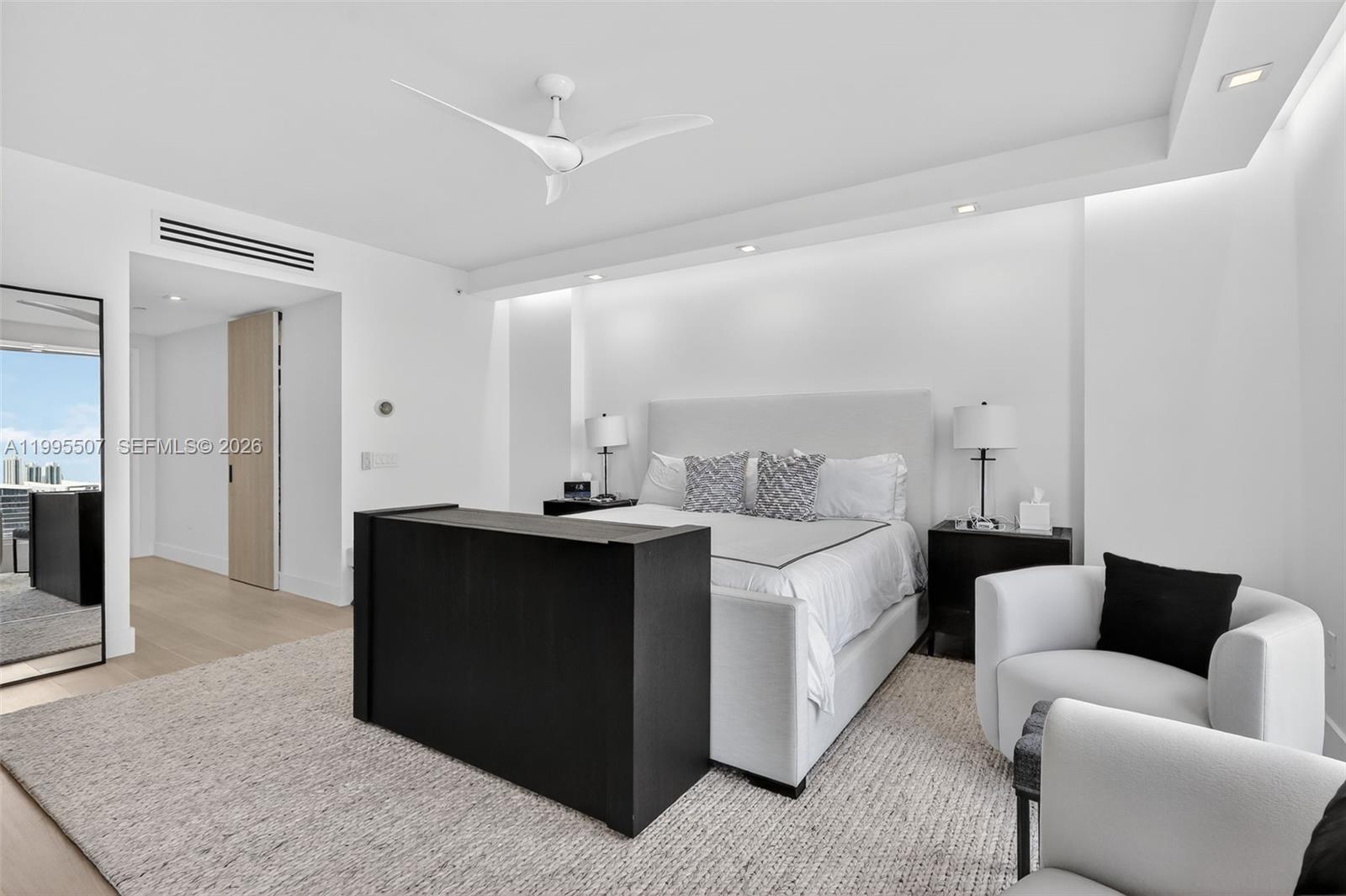 6000 Island Blvd #2102 Aventura, FL 33160