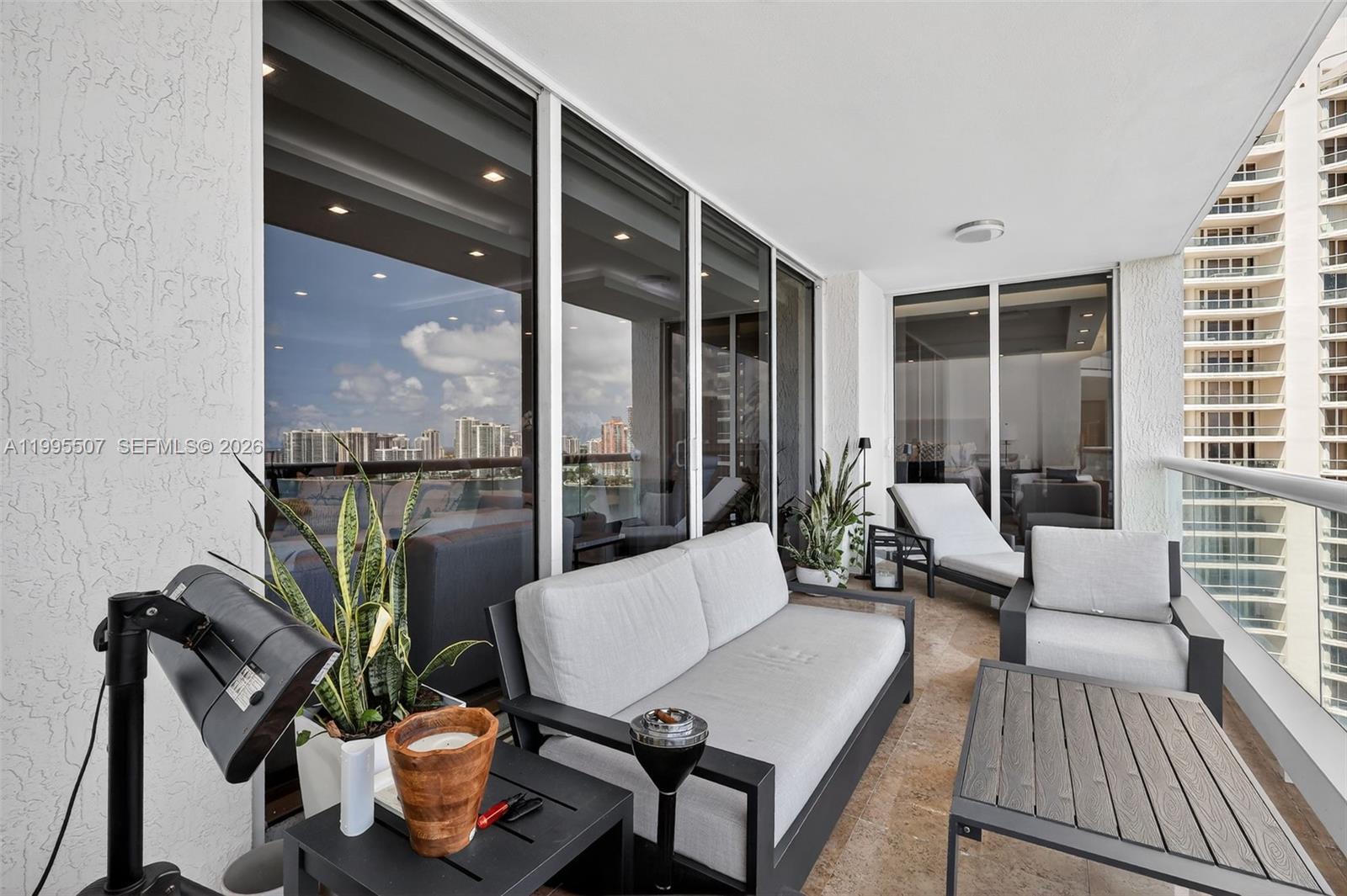 6000 Island Blvd #2102 Aventura, FL 33160