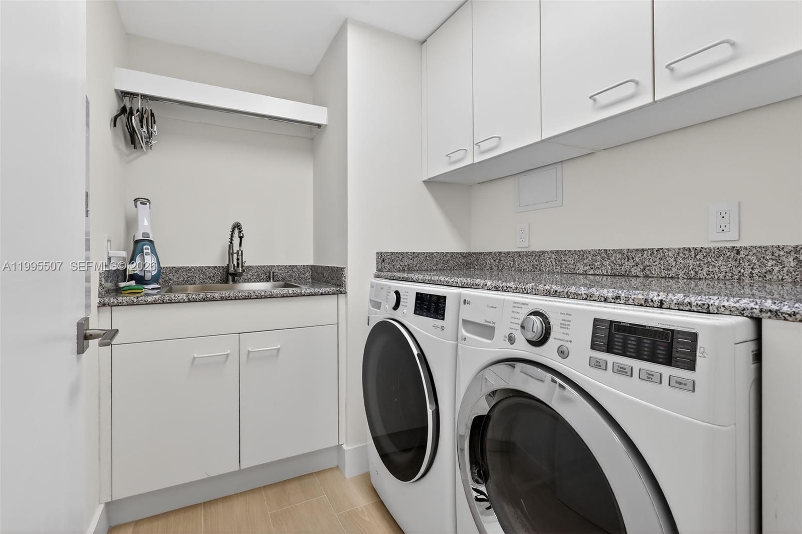 6000 Island Blvd #2102 Aventura, FL 33160