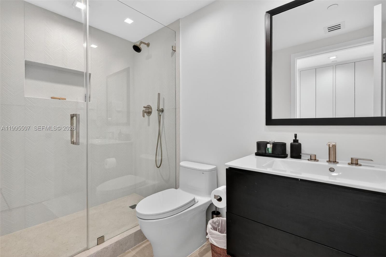 6000 Island Blvd #2102 Aventura, FL 33160