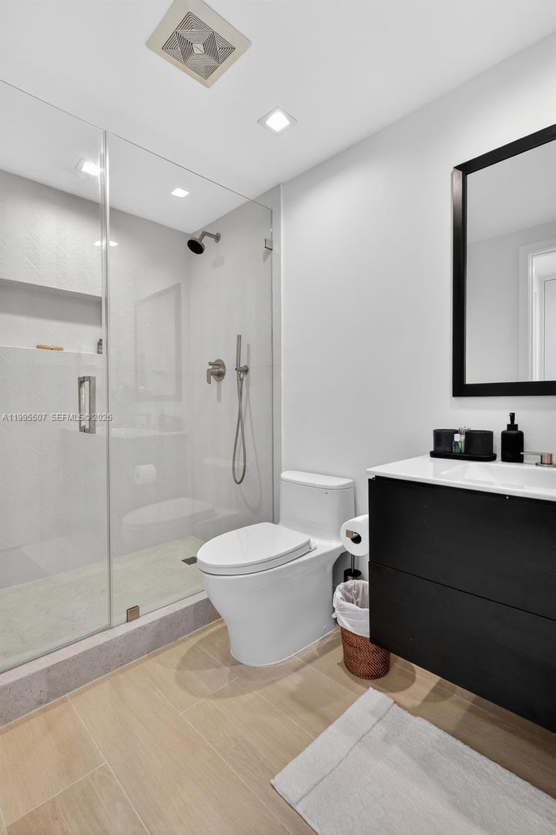 6000 Island Blvd #2102 Aventura, FL 33160