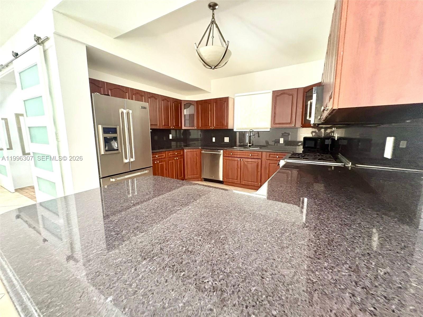 4190 Pamona Ave Miami, FL 33133
