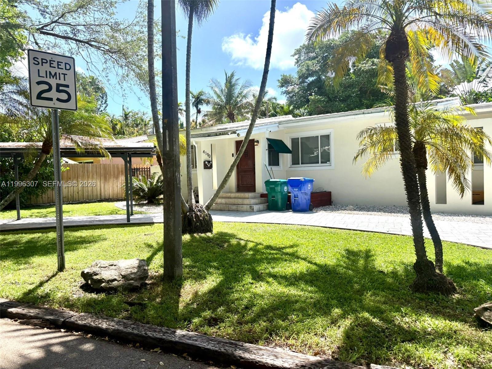 4190 Pamona Ave Miami, FL 33133