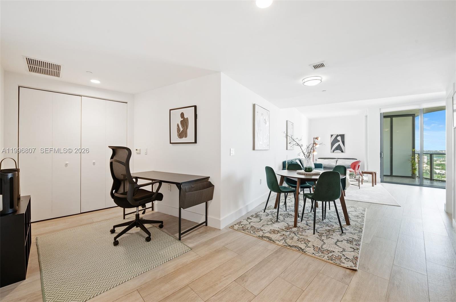 image Hyde Midtown26