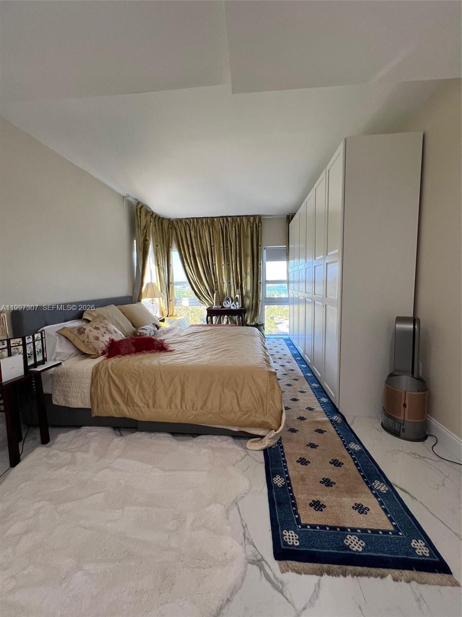 880 NE 69th St #11M Miami, FL 33138