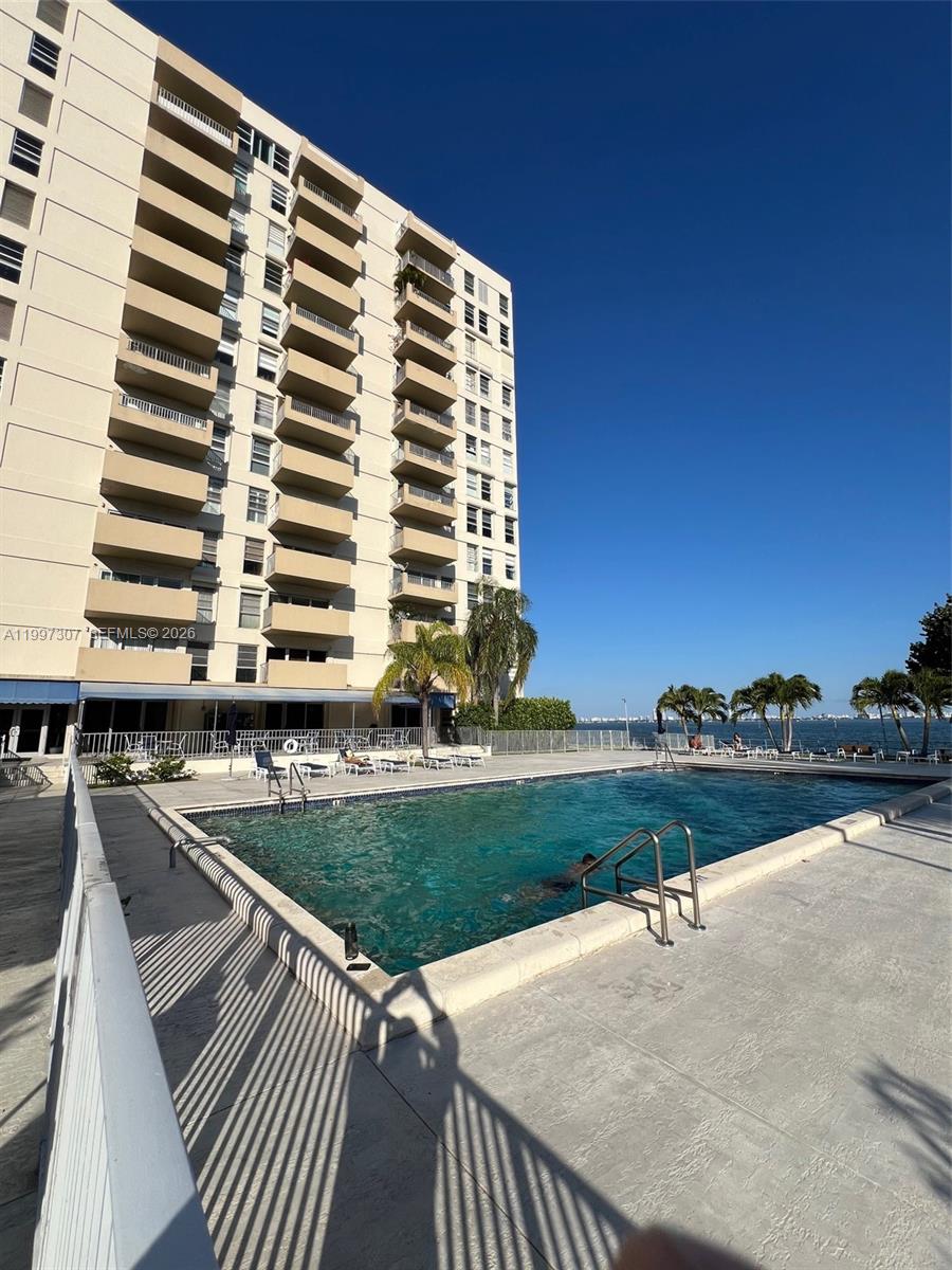 880 NE 69th St #11M Miami, FL 33138