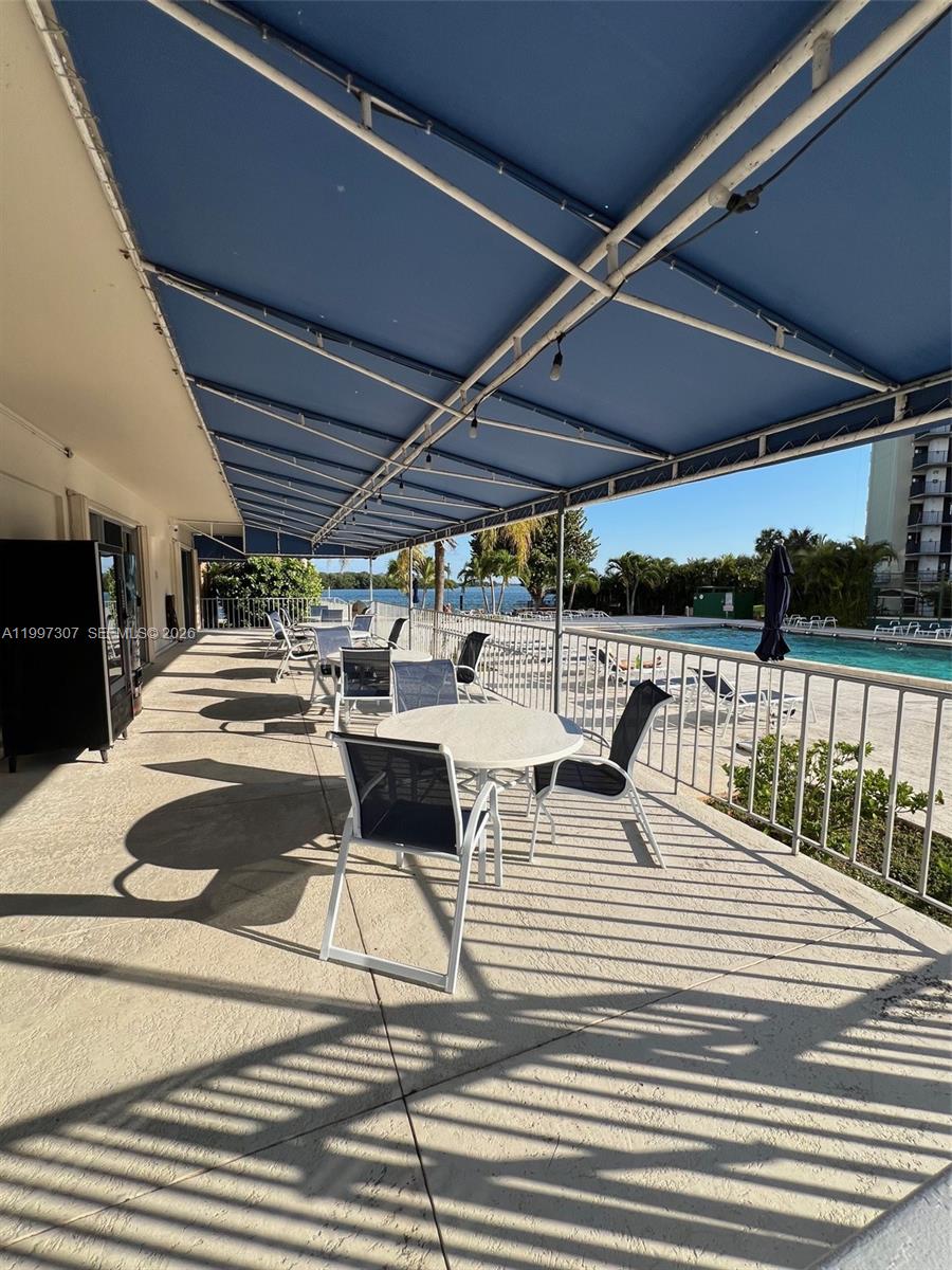 880 NE 69th St #11M Miami, FL 33138