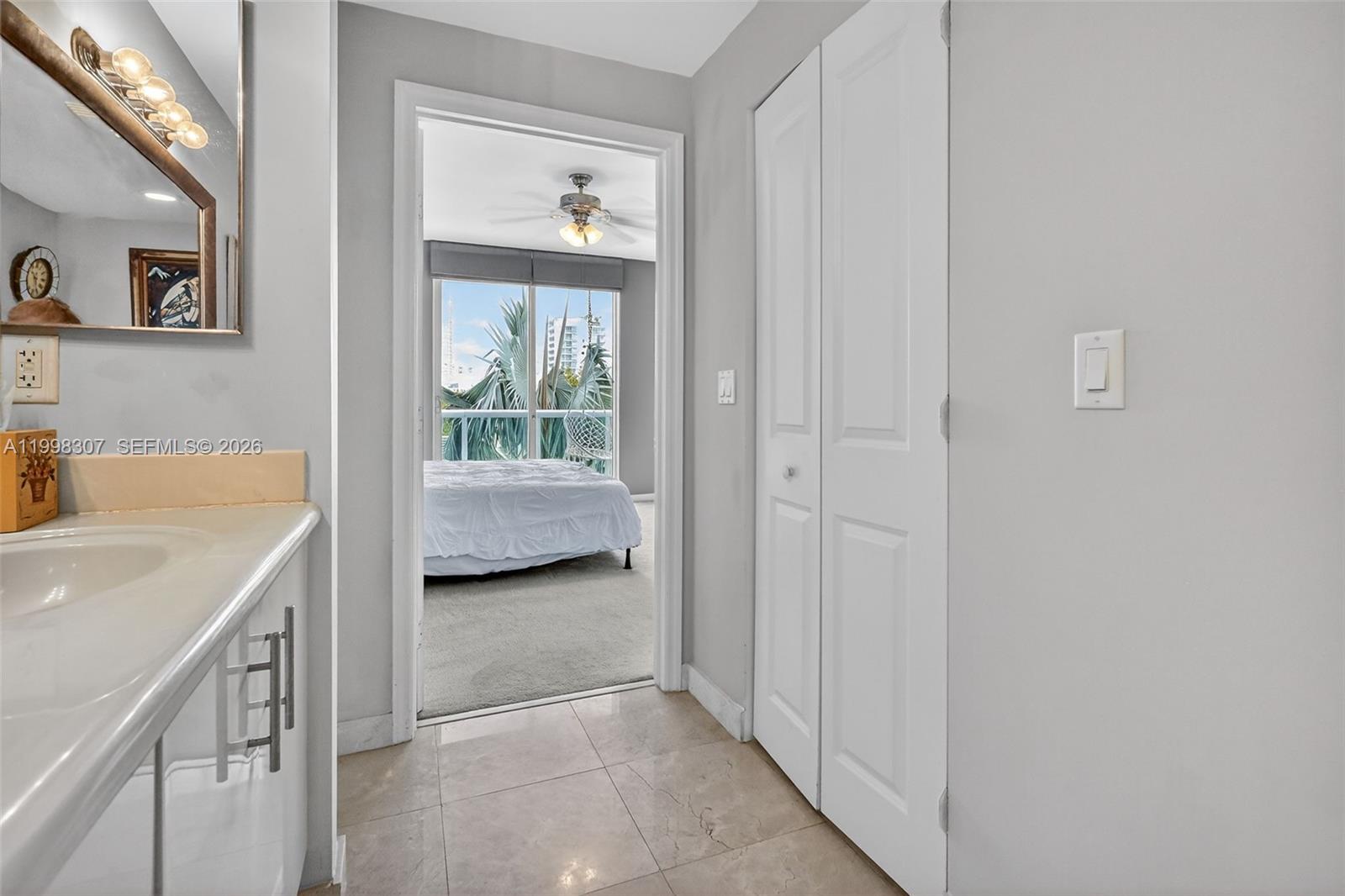 7910 Harbor Is Dr #406 North Bay Village, FL 33141