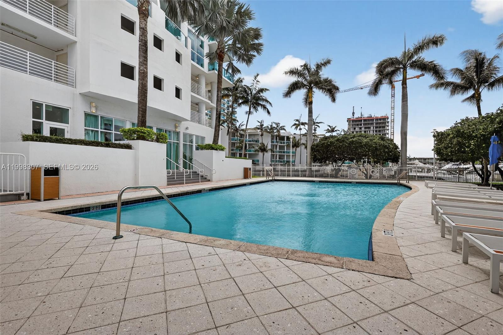 7910 Harbor Is Dr #406 North Bay Village, FL 33141