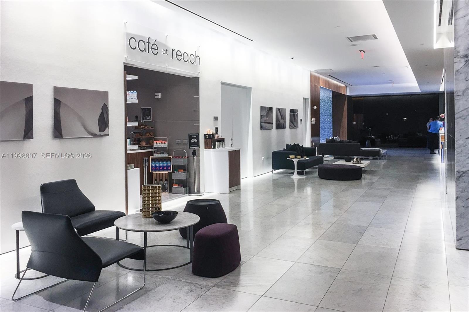 image Reach Brickell City Centre36