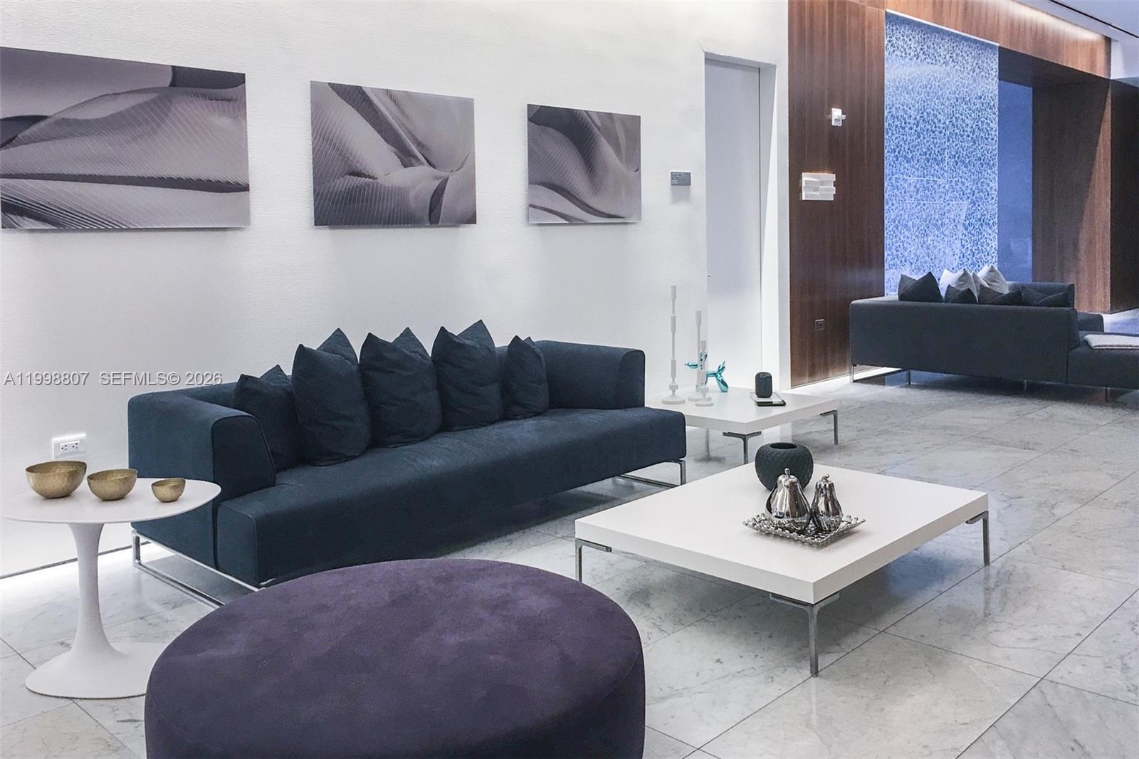 image Reach Brickell City Centre37