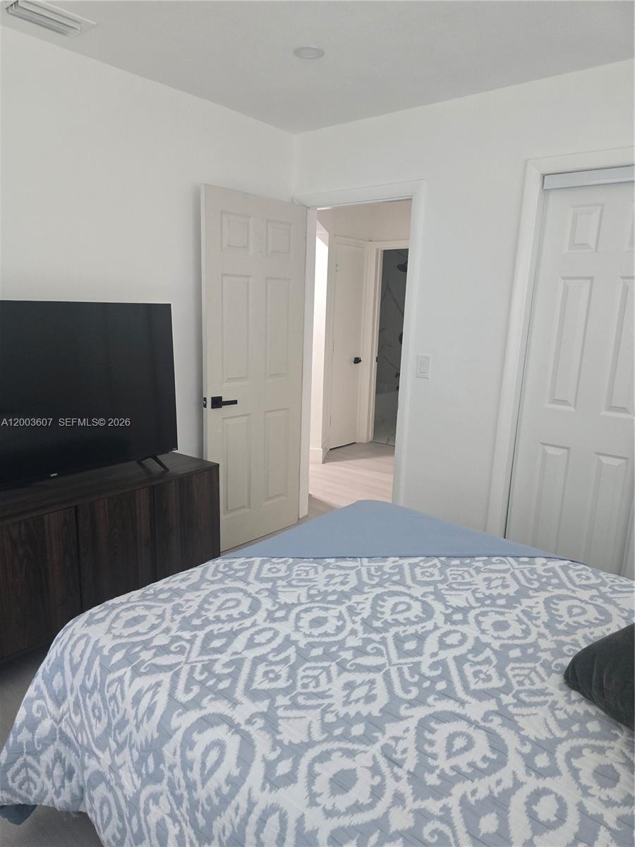 3531 NW 26th St Lauderdale Lakes, FL 33311