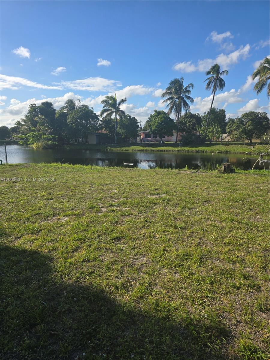 3531 NW 26th St Lauderdale Lakes, FL 33311