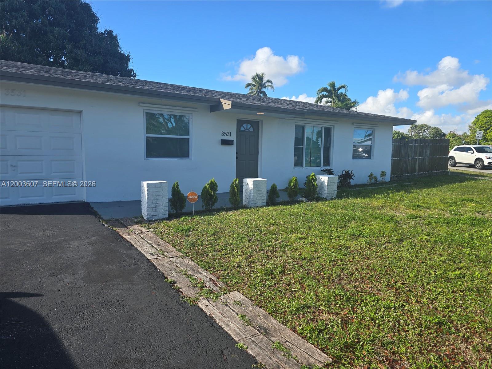 3531 NW 26th St Lauderdale Lakes, FL 33311