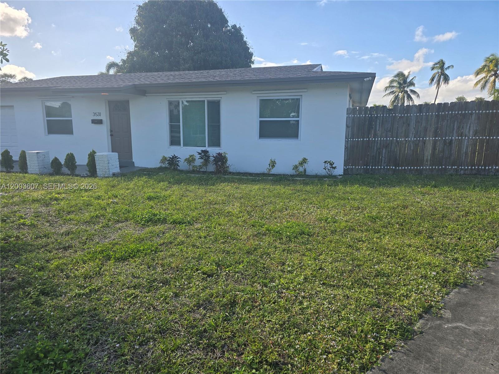 3531 NW 26th St Lauderdale Lakes, FL 33311
