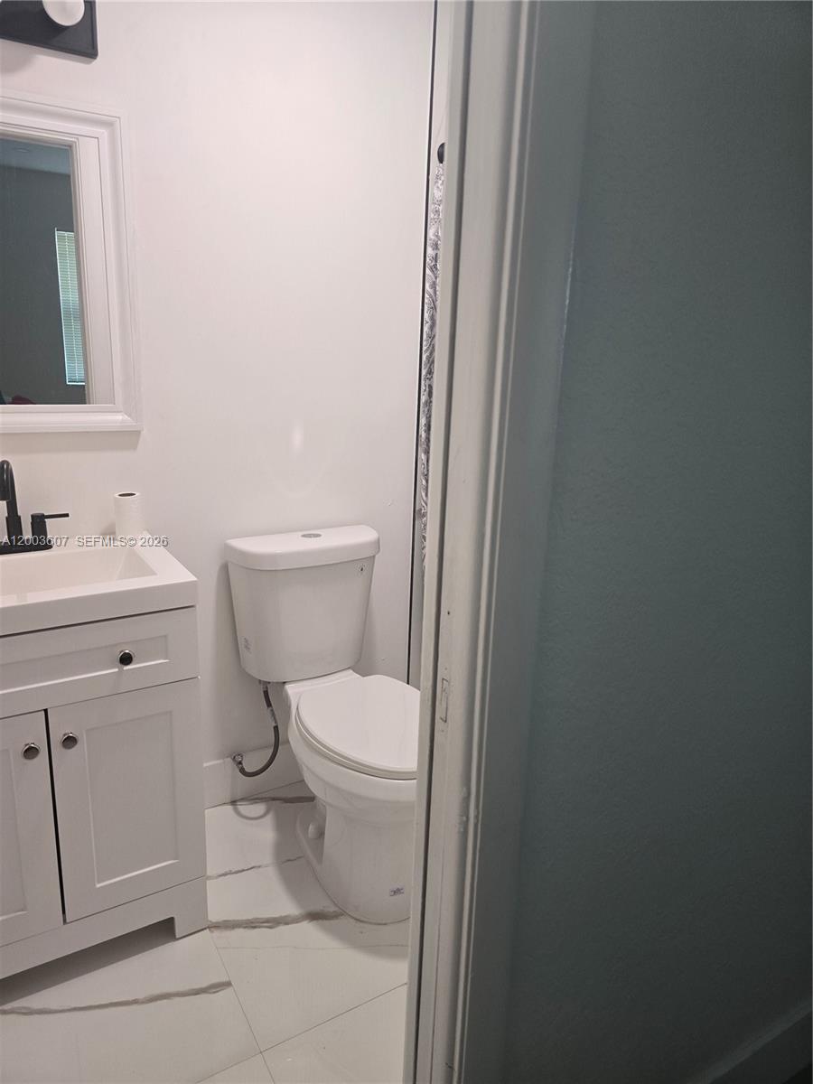 3531 NW 26th St Lauderdale Lakes, FL 33311