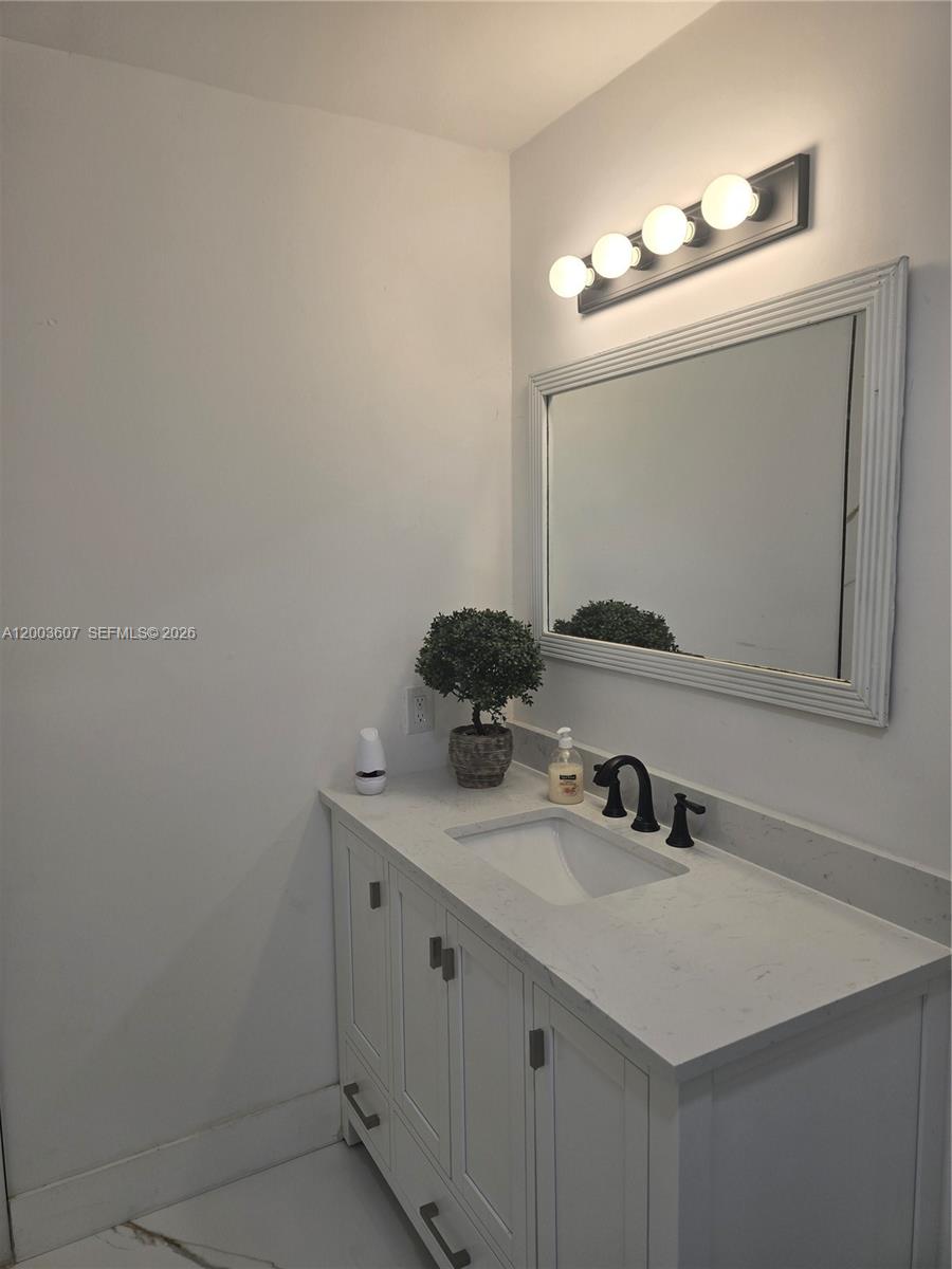 3531 NW 26th St Lauderdale Lakes, FL 33311