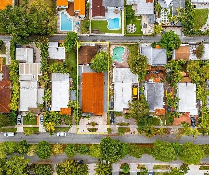 426 SW 26th Rd Miami, FL 33129