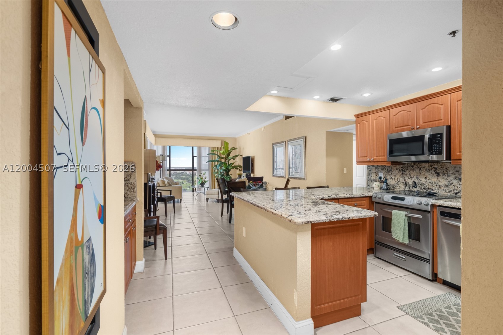 20505 E Country Clb Dr #PH-38 Aventura, FL 33180