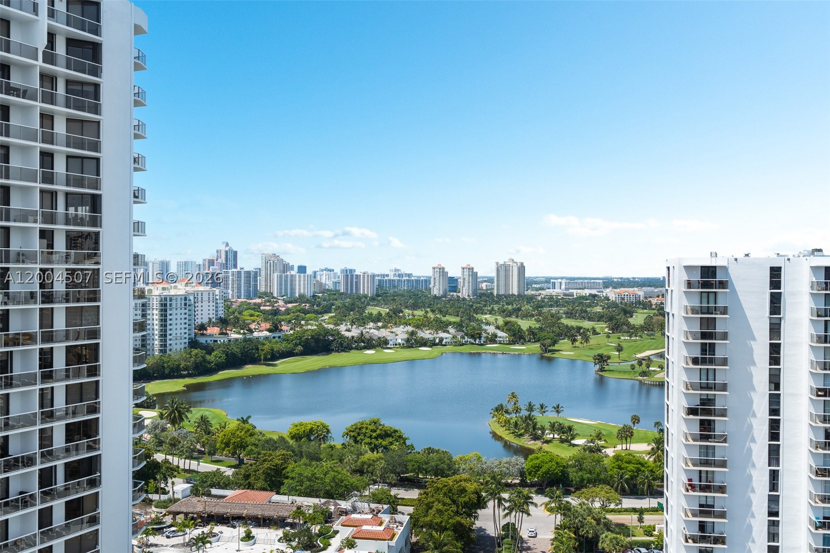 20505 E Country Clb Dr #PH-38 Aventura, FL 33180