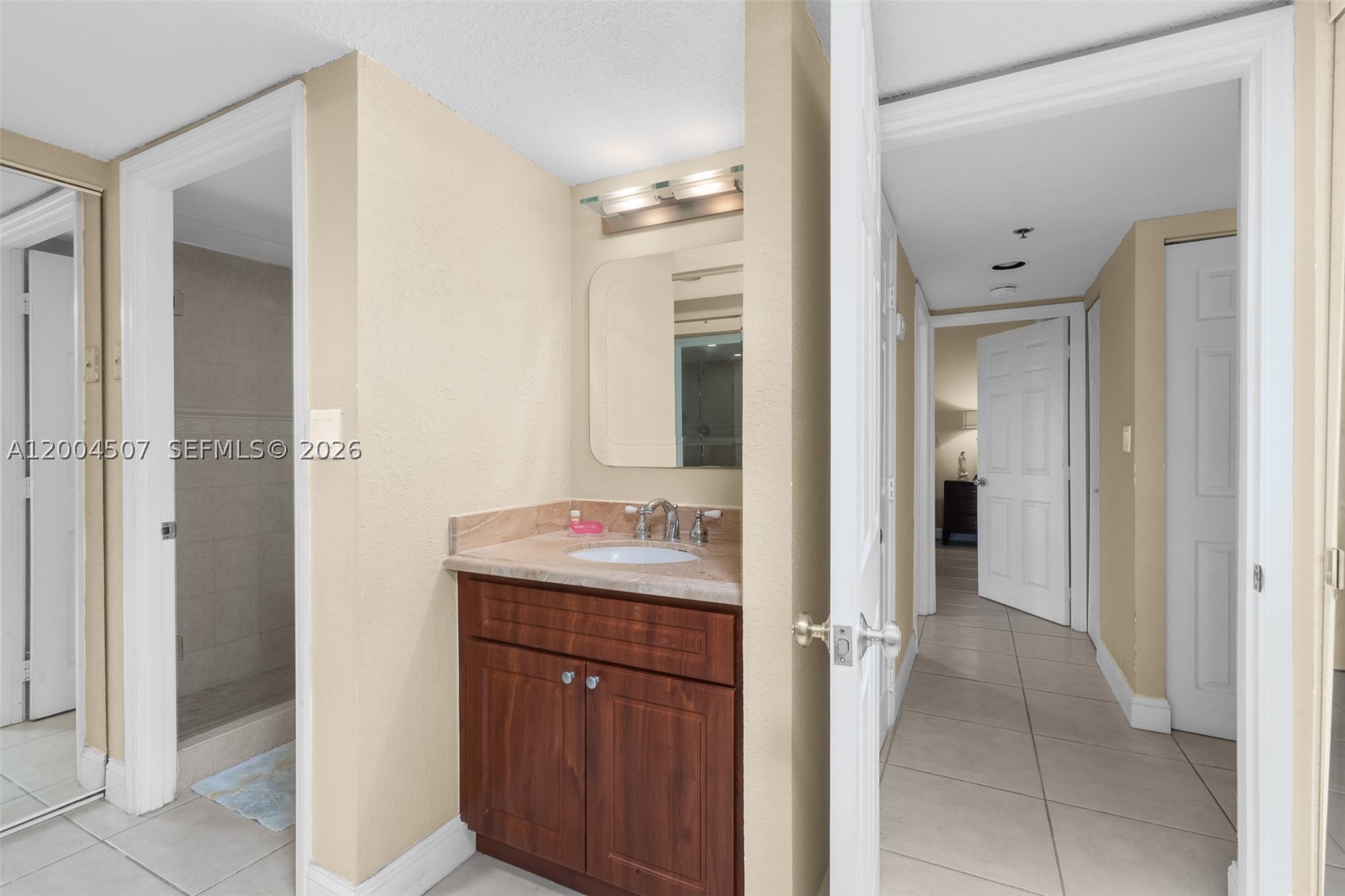 20505 E Country Clb Dr #PH-38 Aventura, FL 33180