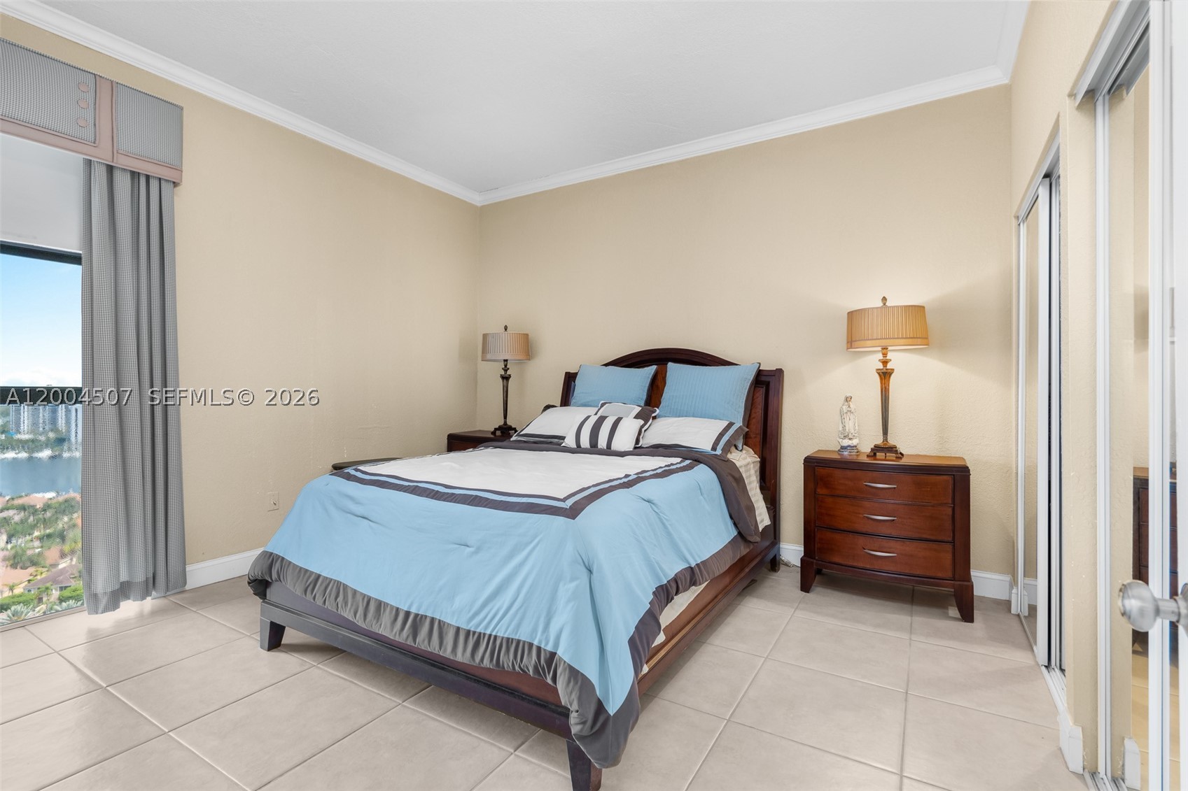 20505 E Country Clb Dr #PH-38 Aventura, FL 33180
