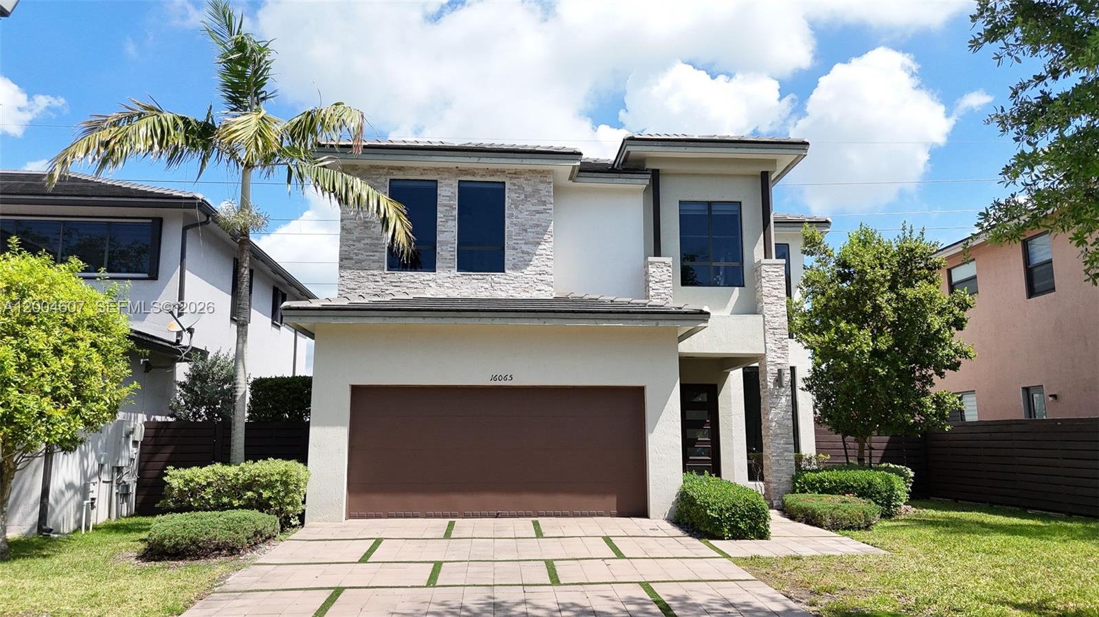 16065 SW 136th