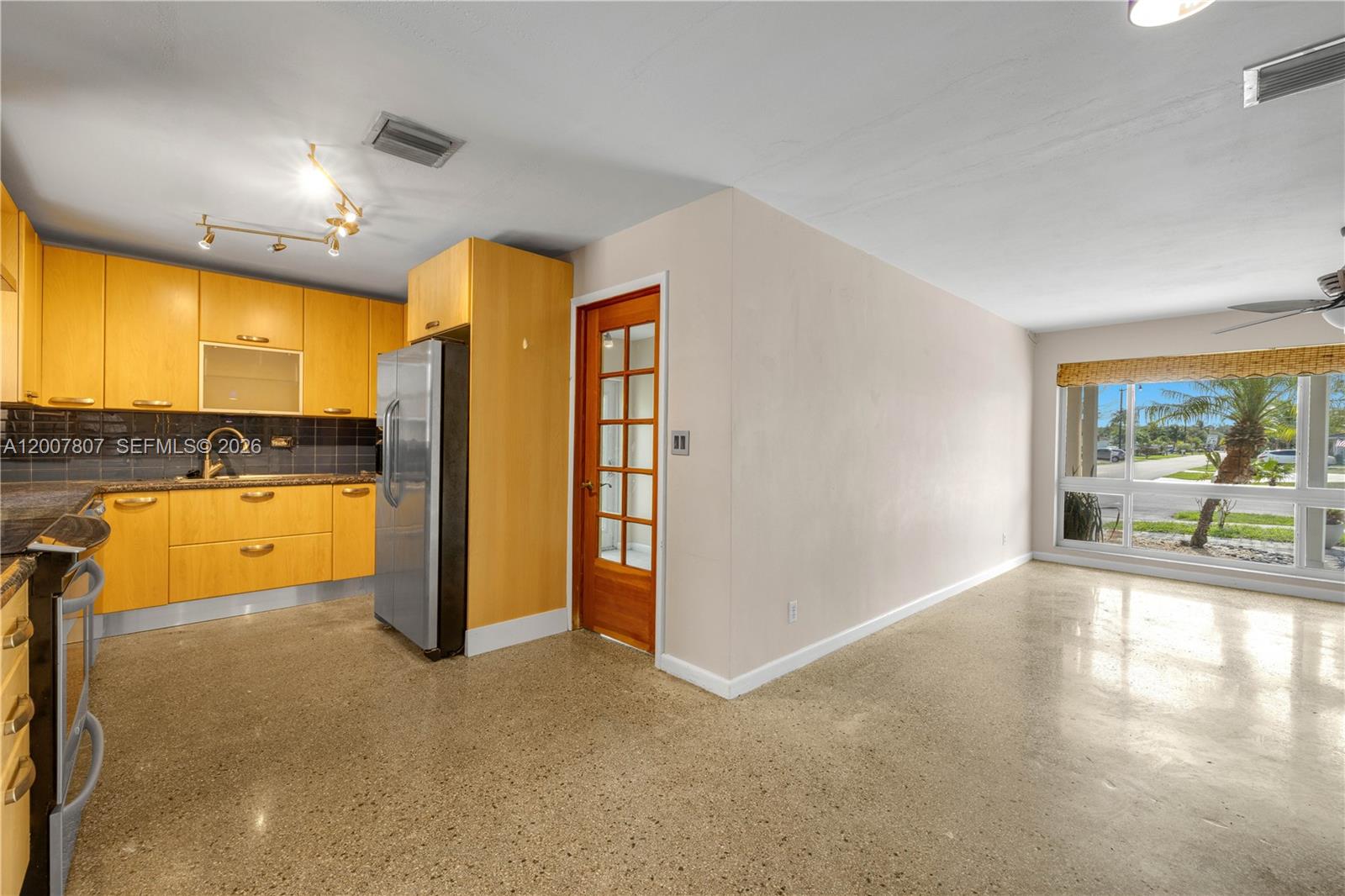 4051 NE 17th Ter Pompano Beach, FL 33064